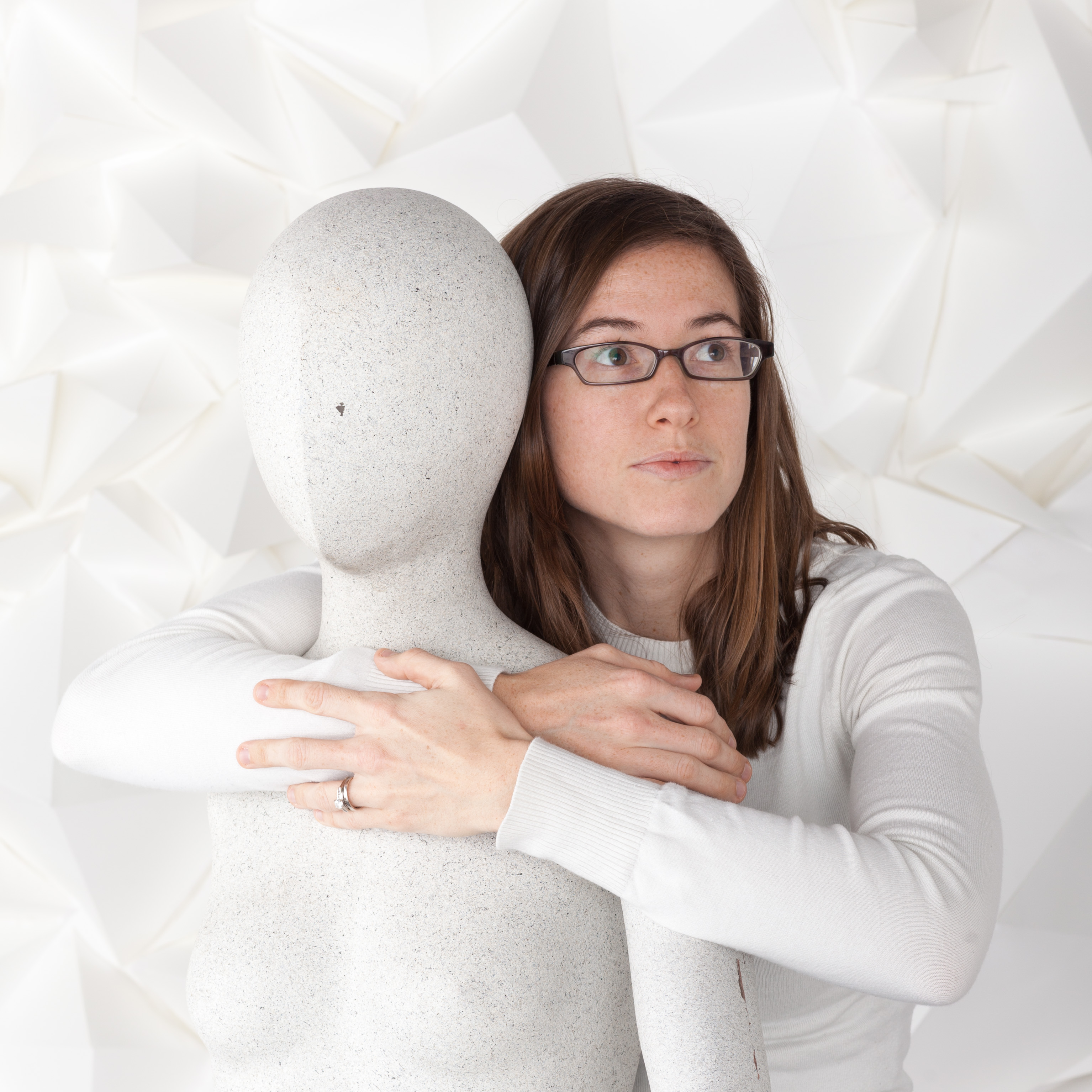 hillary grant and rad facelss mannequin